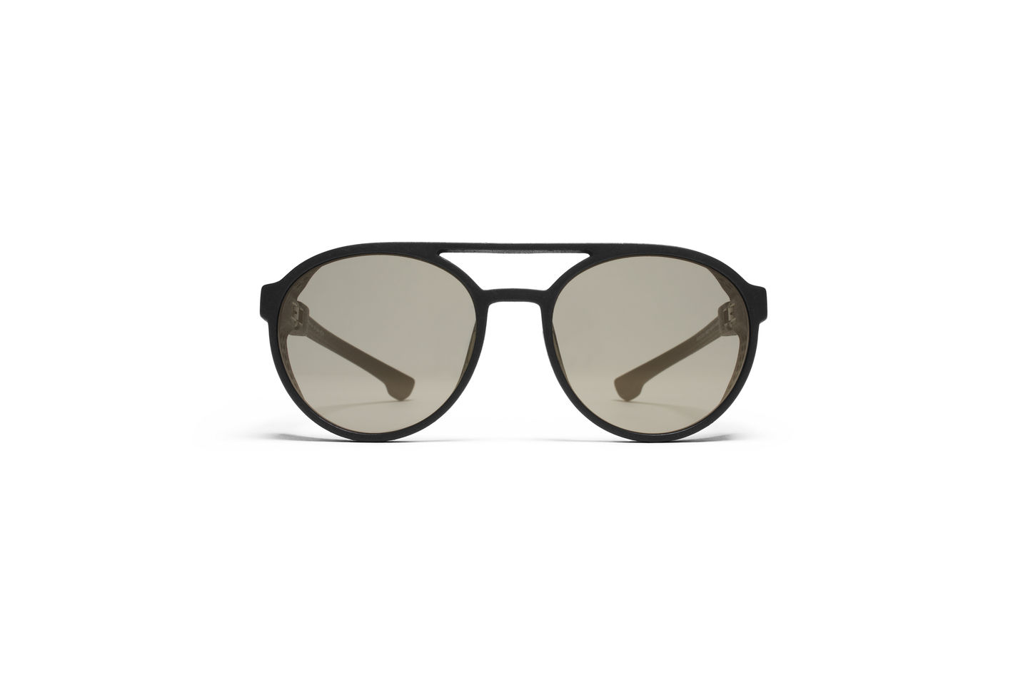 mykita-mylon-sun-targa-md1-pitch-black-gunmetal-fl574ec106a26b0